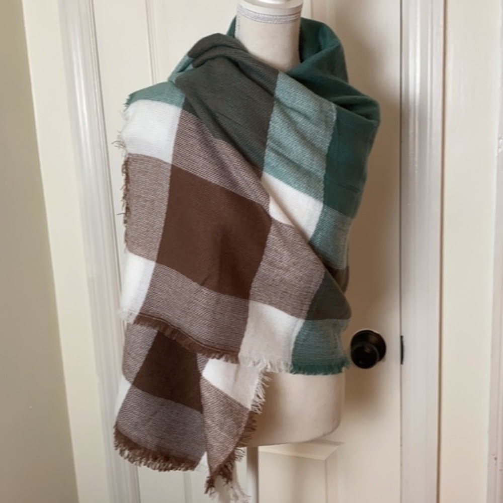 BLANKET SCARF